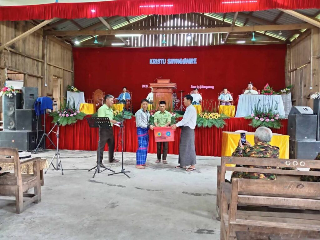 ထလာထုကျေးရွာမှ ရေဘေးသင့်ပြည်သူများအား ဌာနဆိုင်ရာများနှင့်